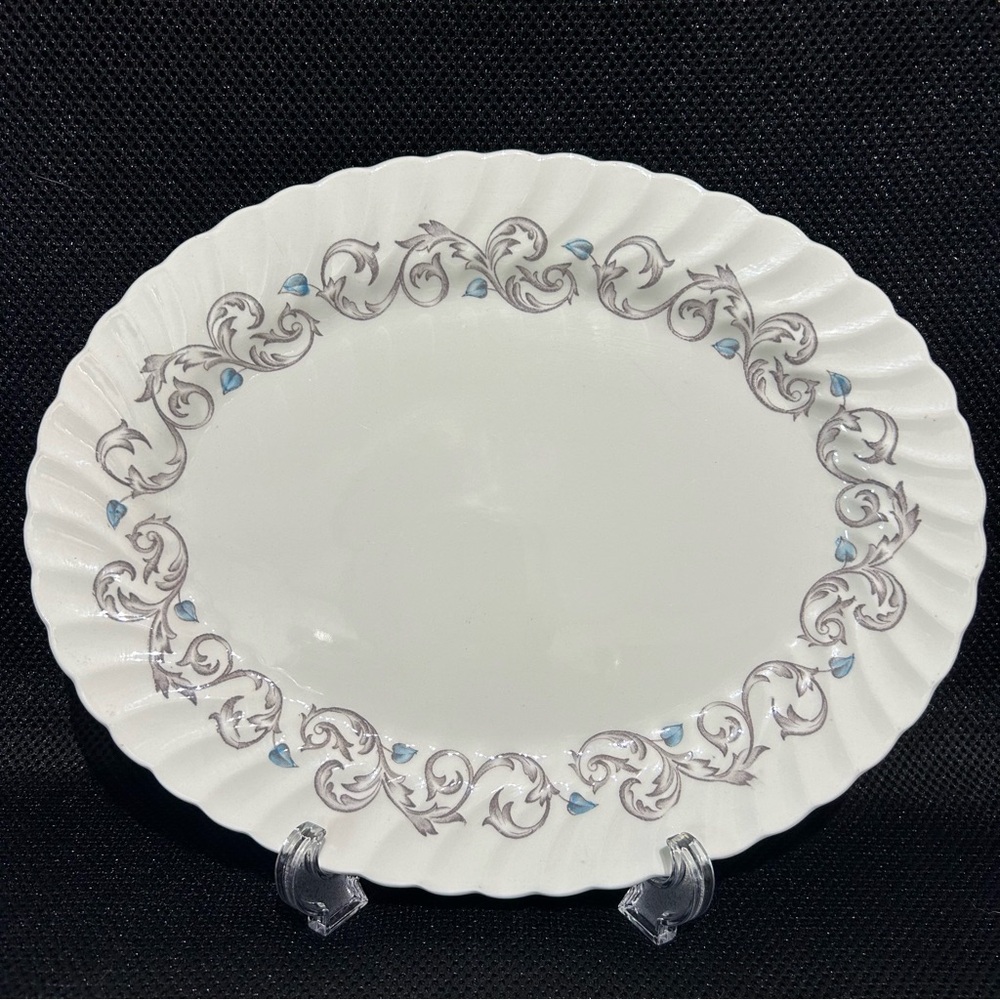 Vtg Encore 12” Hand Engraved Serving Platter Johnson Brothers - Excellent Cond.